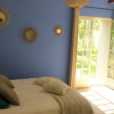 De La Diligence Bed & Breakfast *